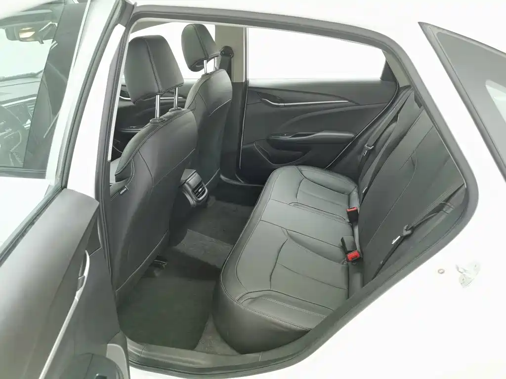 Buick Excelle — миниатюра 15