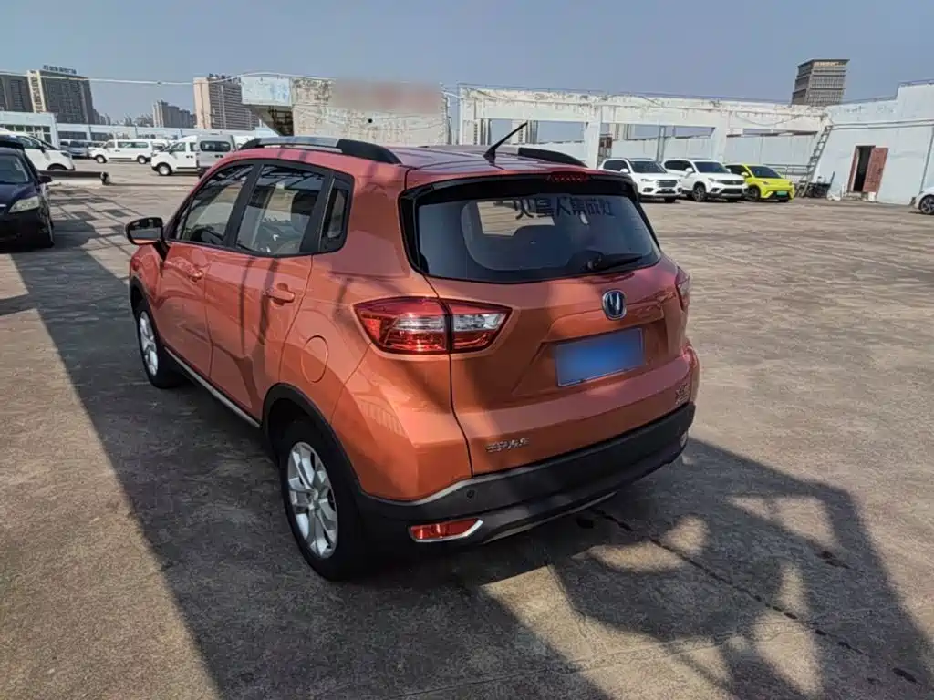 Changan CS15 — миниатюра 5