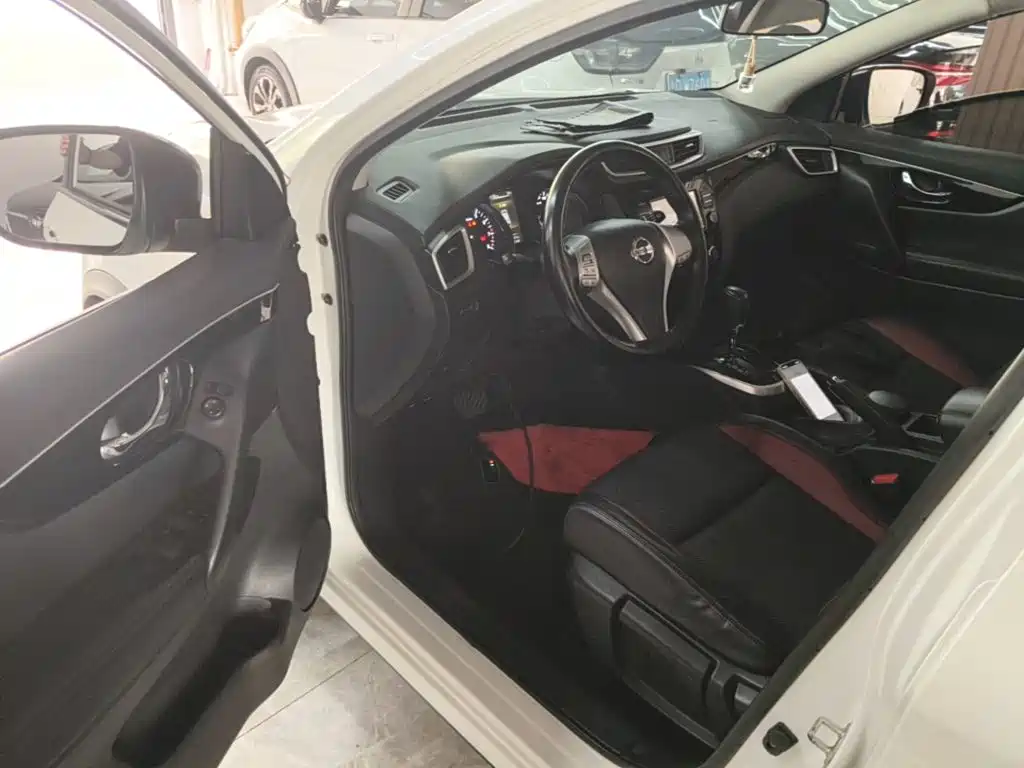 Nissan Qashqai — миниатюра 16