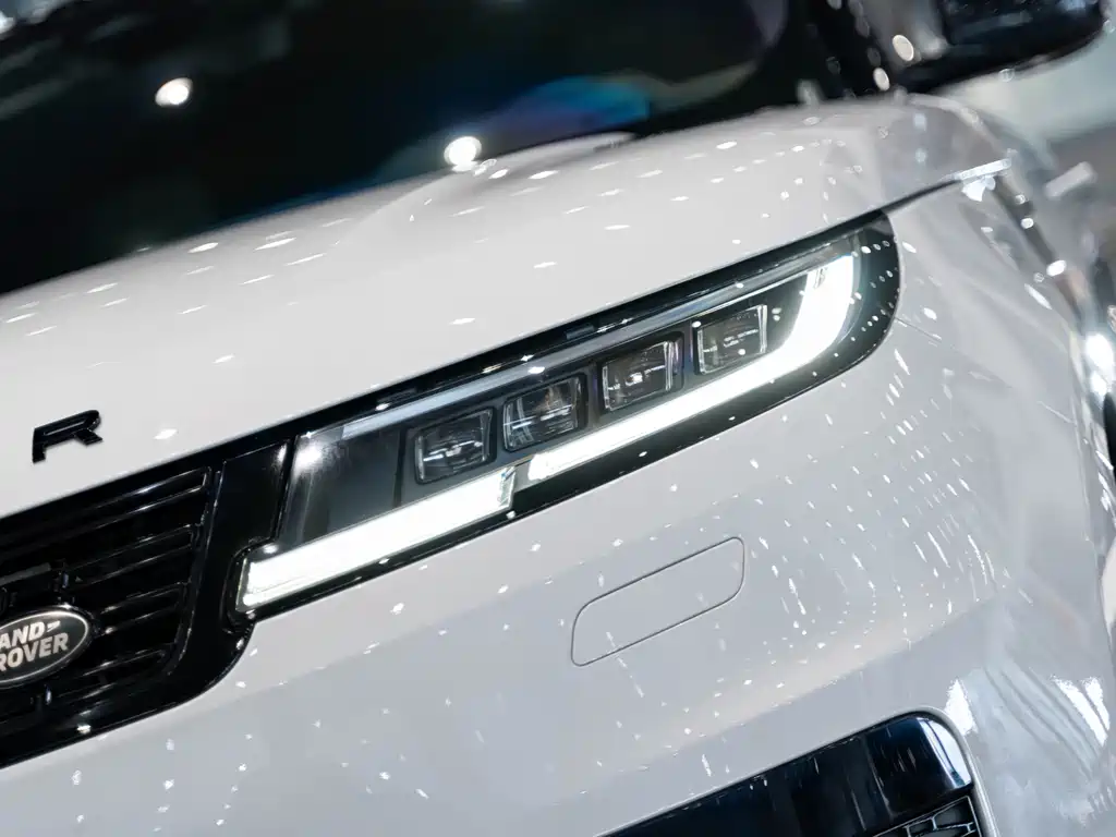 Land Rover Range Rover Sport 2023 400PS Dynamic SE