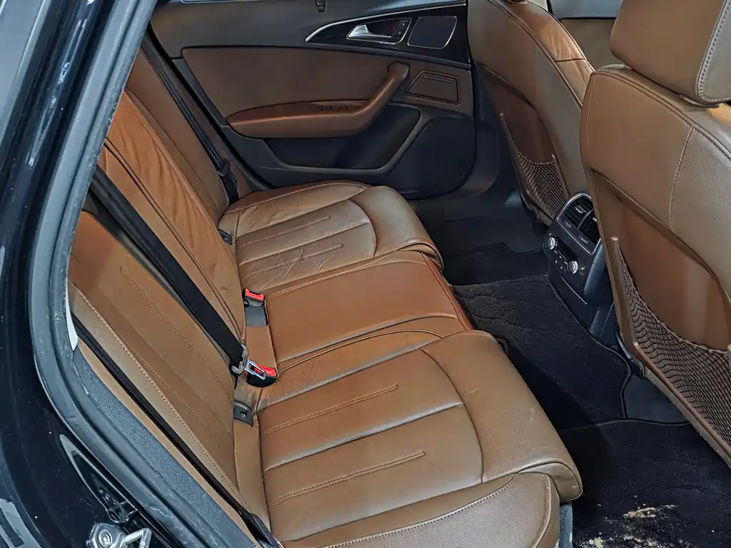 Audi A6L — миниатюра 6