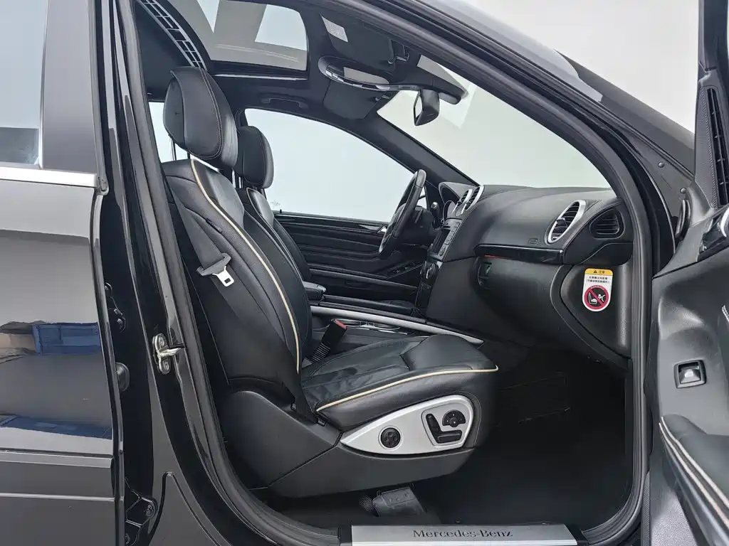 Mercedes-Benz M-Class — миниатюра 23