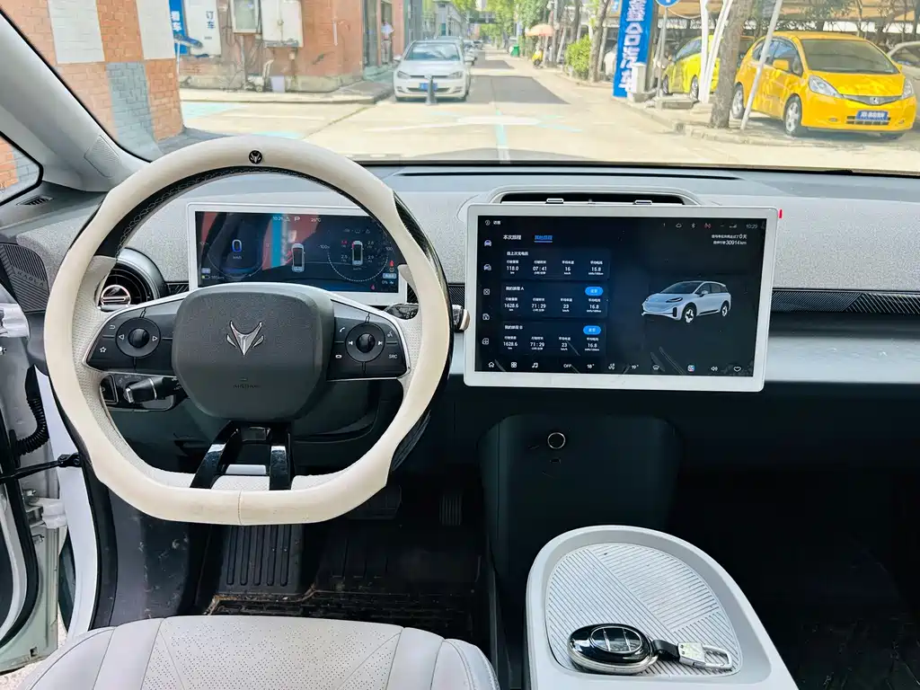 ARCFOX S — миниатюра 11
