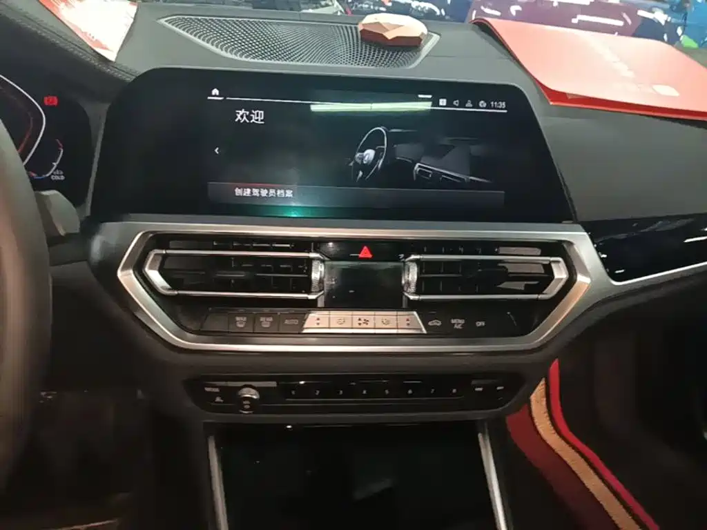 BMW 3 Series — миниатюра 13