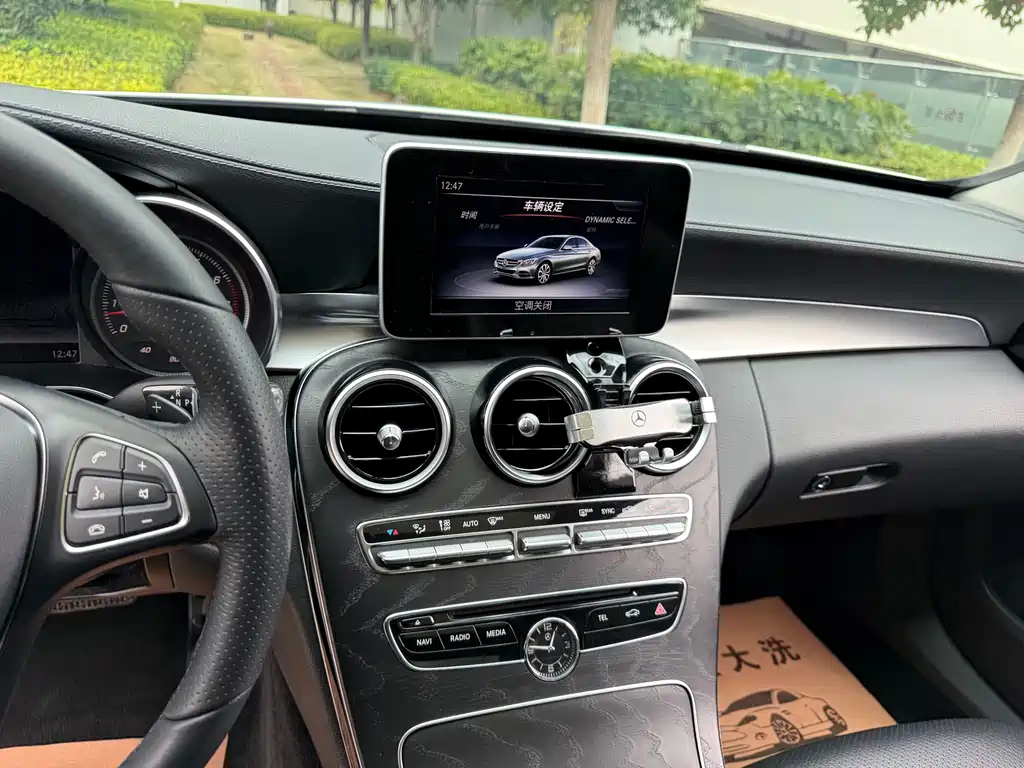 Mercedes-Benz C-Class — миниатюра 25