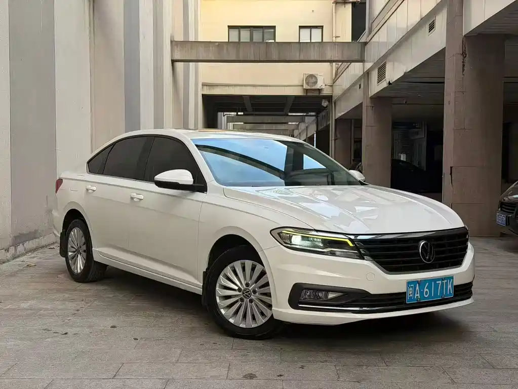 Volkswagen Lavida — миниатюра 3