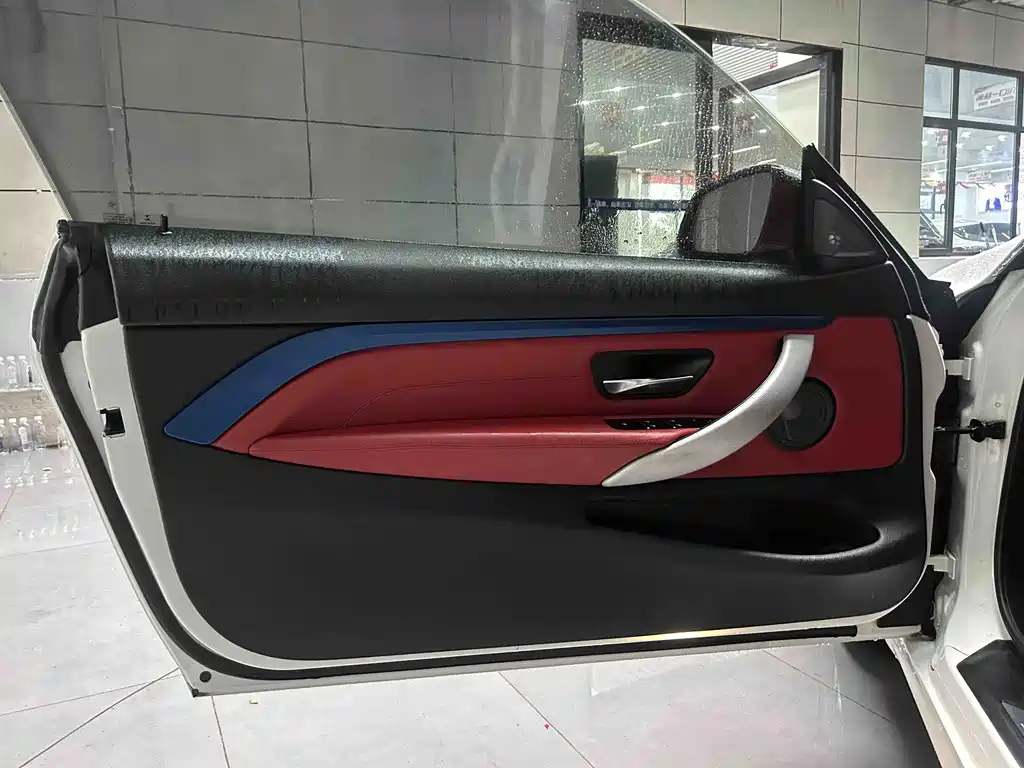 BMW 4 Series — миниатюра 14