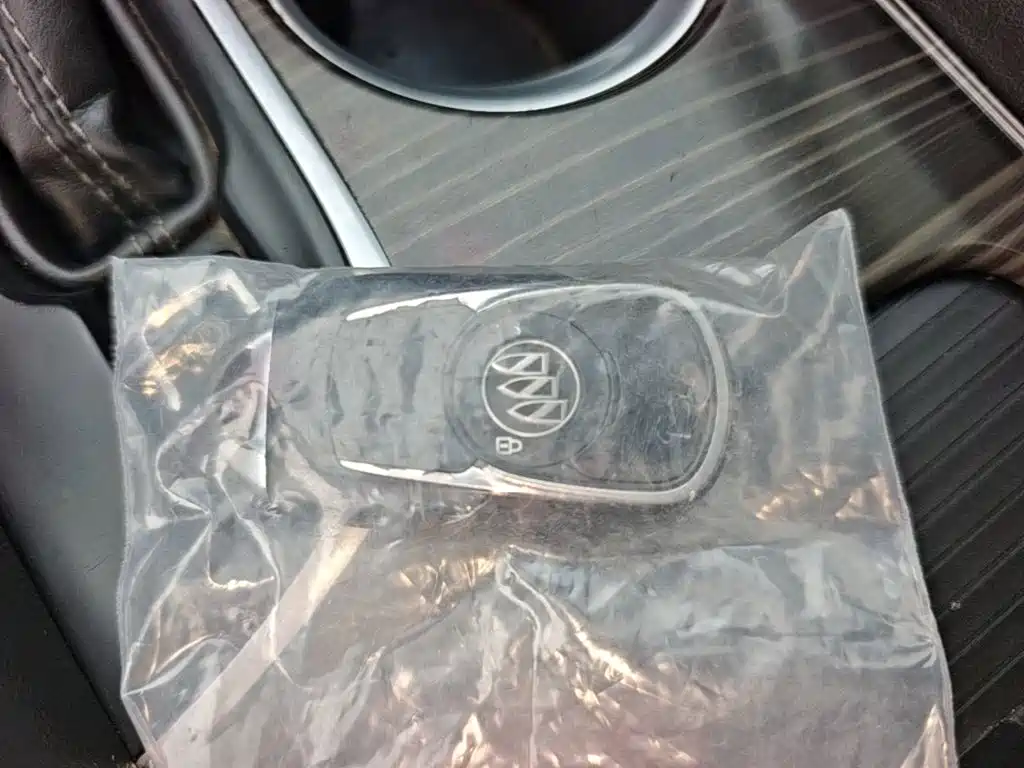Buick Envision Plus — миниатюра 9