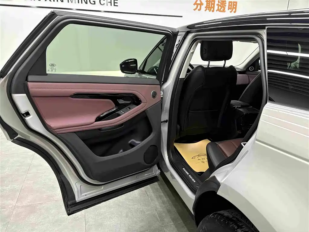 Land Rover Evoque — миниатюра 13