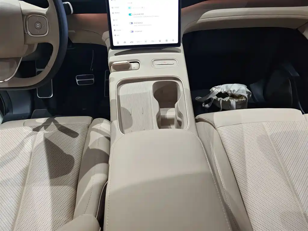 NIO EC7 2023 75kWh