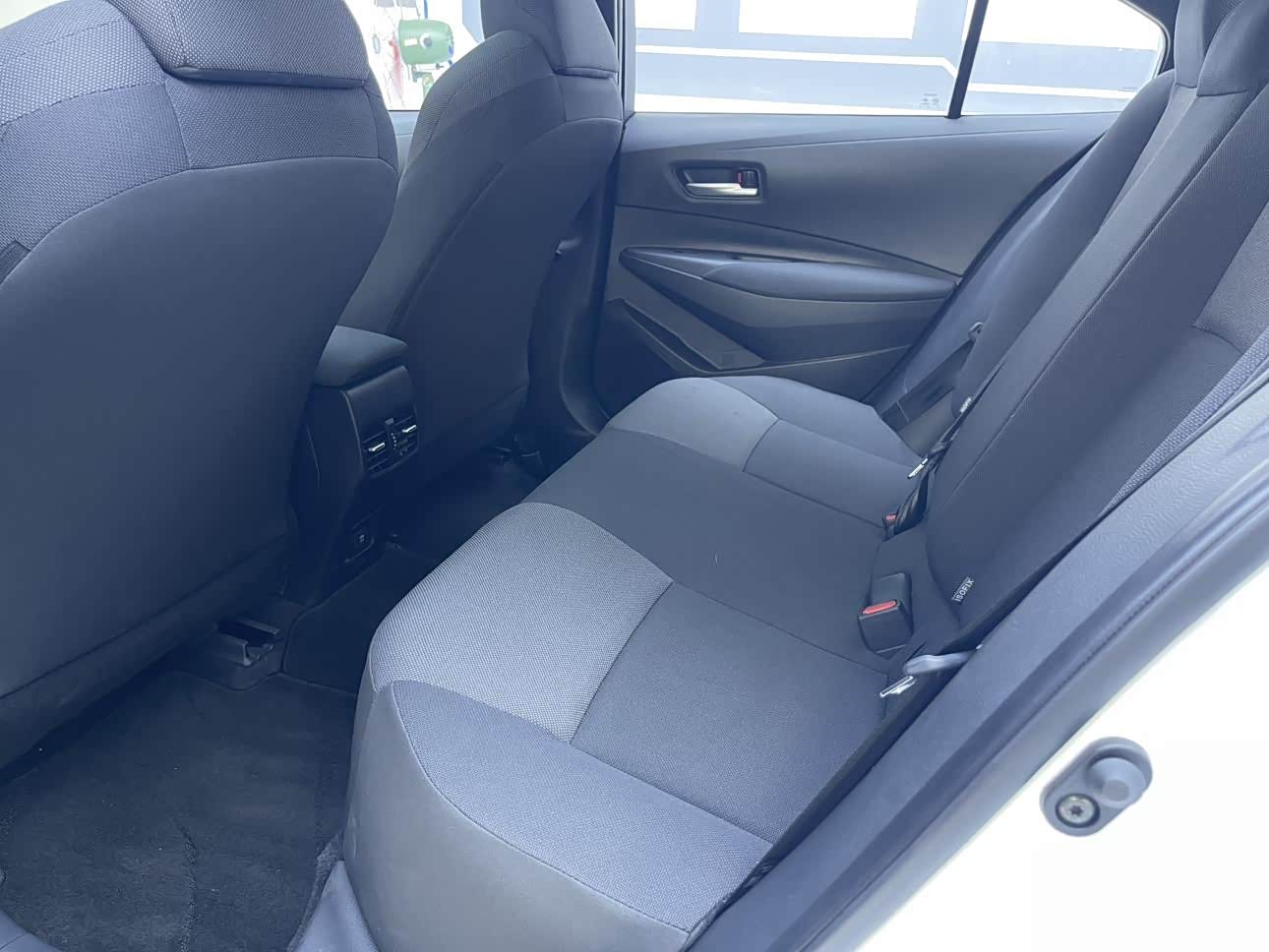Toyota Levin 1.2 л 2025 г. Белый, пробег 3000 км