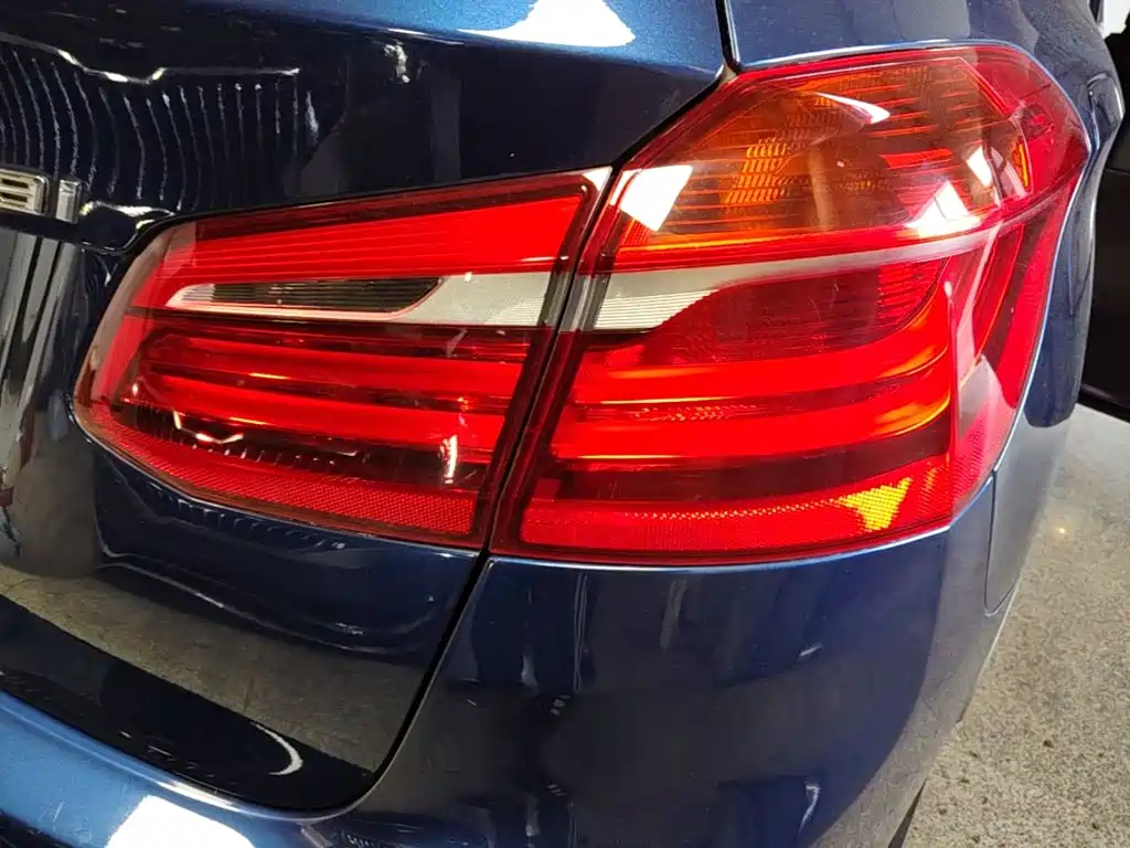 BMW 2 Series Active Tourer (Import) — миниатюра 8