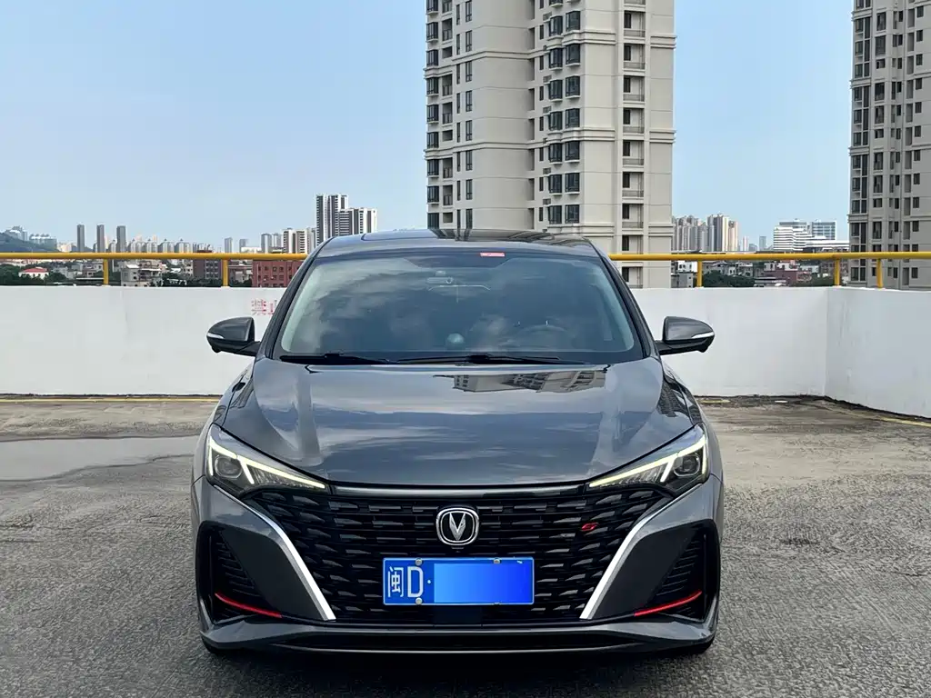 Changan Eado — миниатюра 2