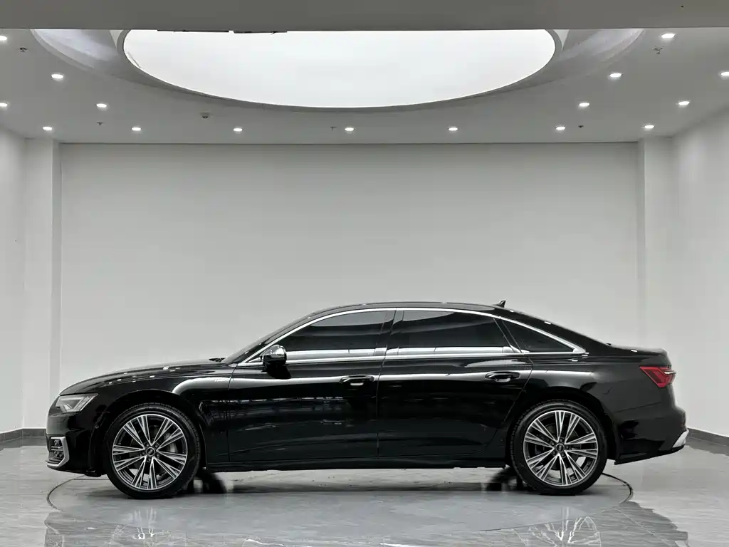 Audi A6L 2025 45 TFSI quattro