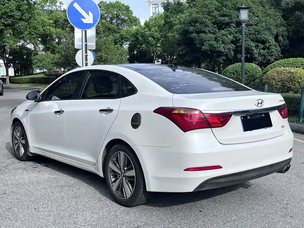 Hyundai Mistra — миниатюра 7