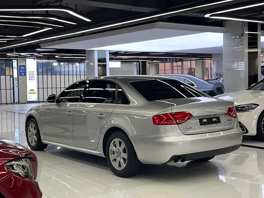 Audi A4L — миниатюра 5