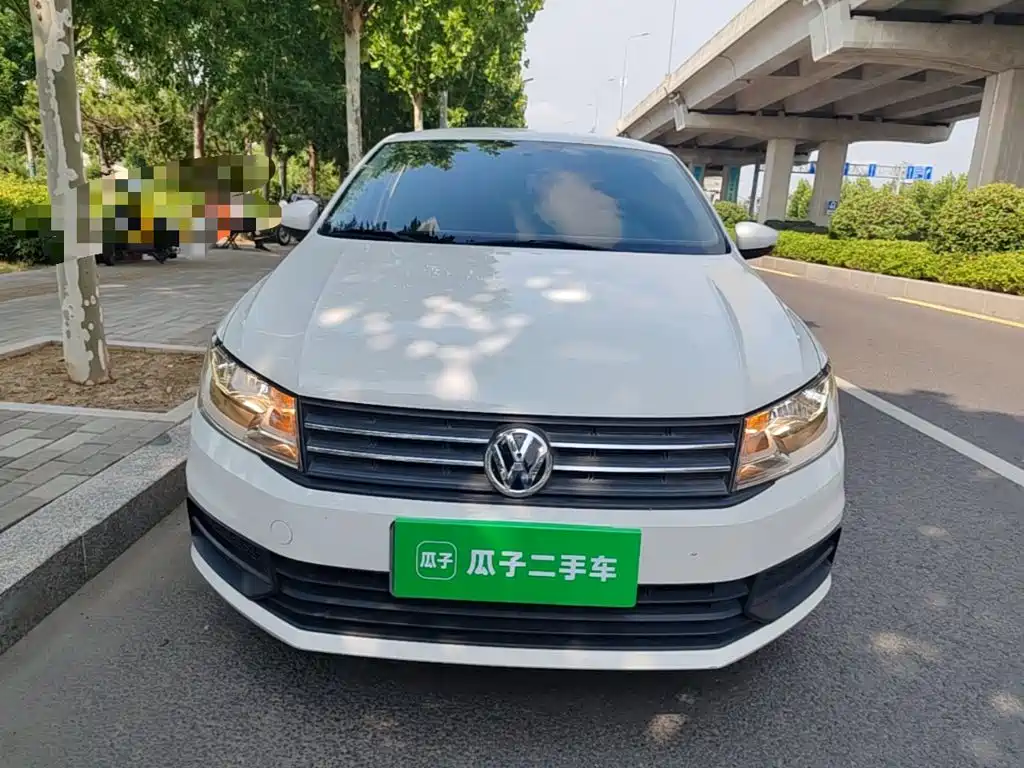 Volkswagen Santana — миниатюра 3