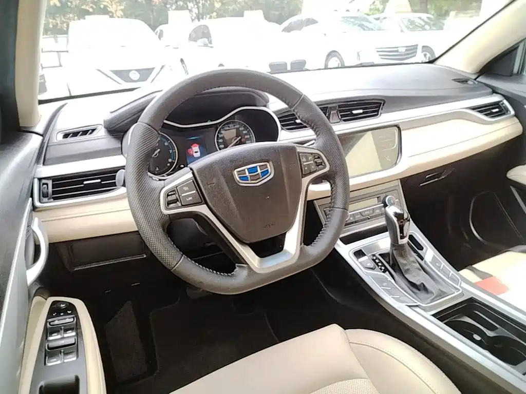 Geely Emgrand — миниатюра 11