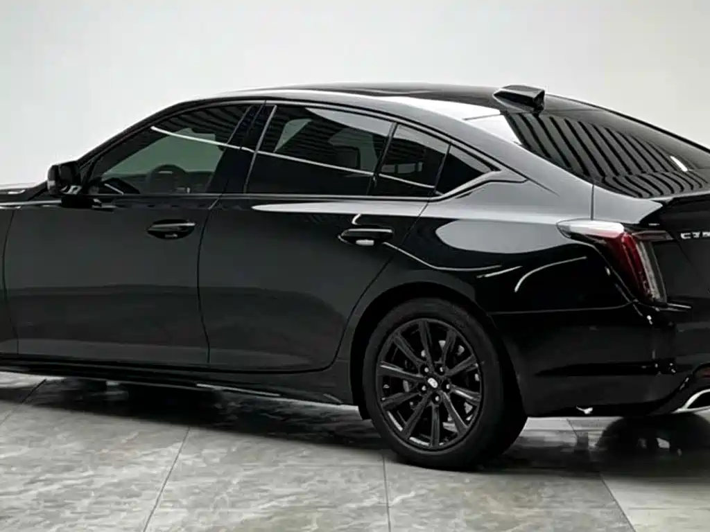 Cadillac CT5 — миниатюра 7
