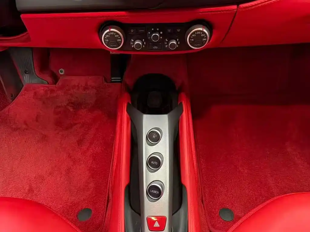 Ferrari 488 — миниатюра 8