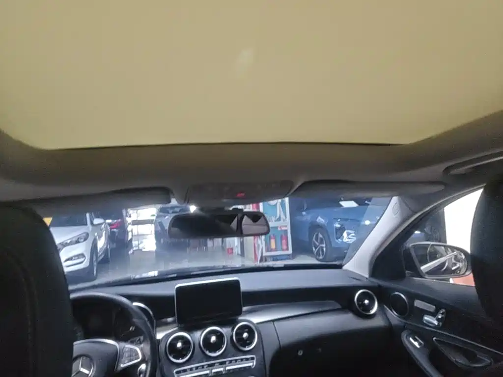 Mercedes-Benz C-Class — миниатюра 18