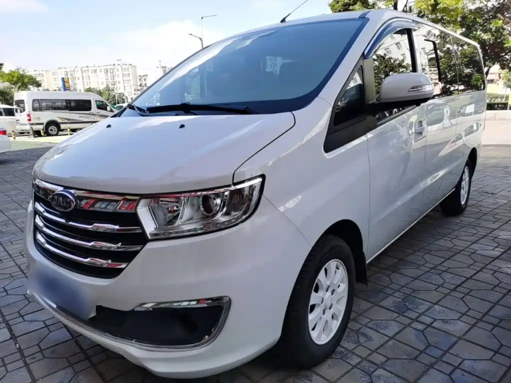 JAC Refine Refine M3