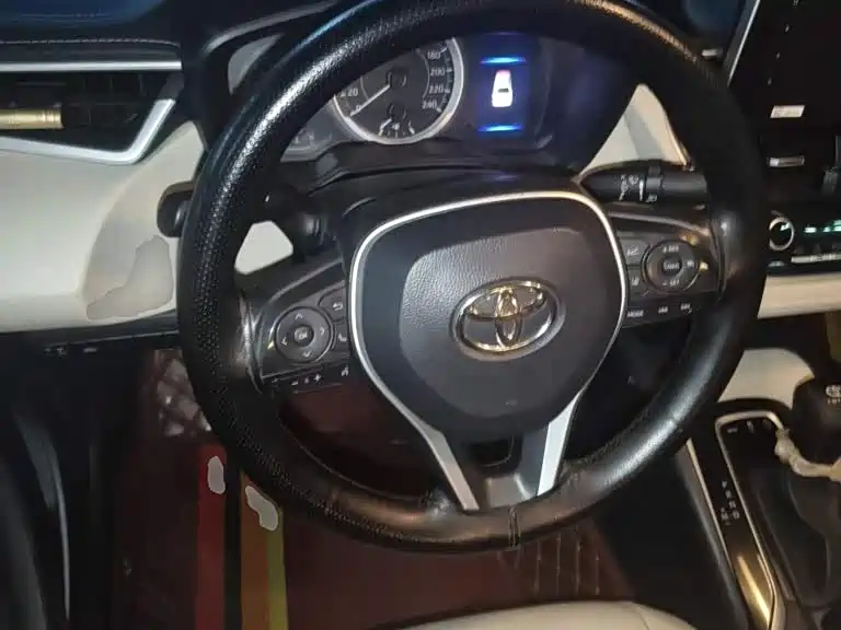 Toyota Corolla — миниатюра 6