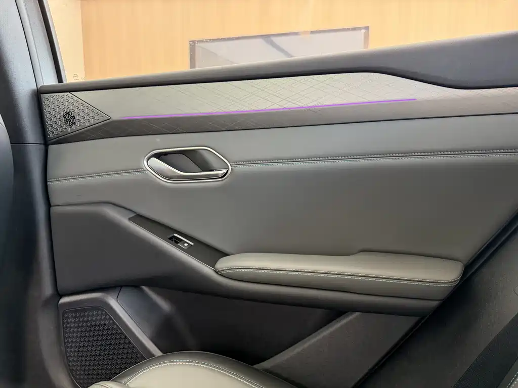 BYD Qin L — миниатюра 29