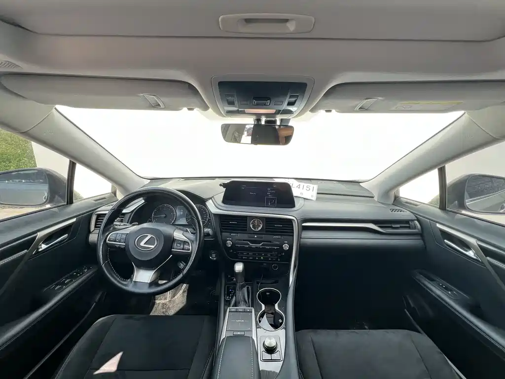 Lexus RX — миниатюра 7