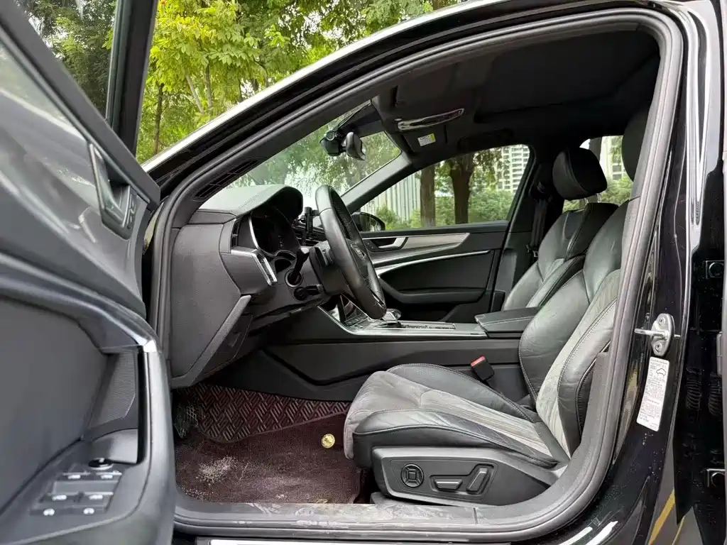 Audi A6L — миниатюра 4