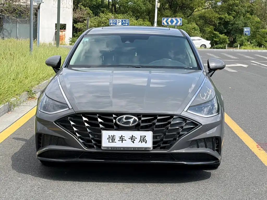 Hyundai Sonata — миниатюра 2