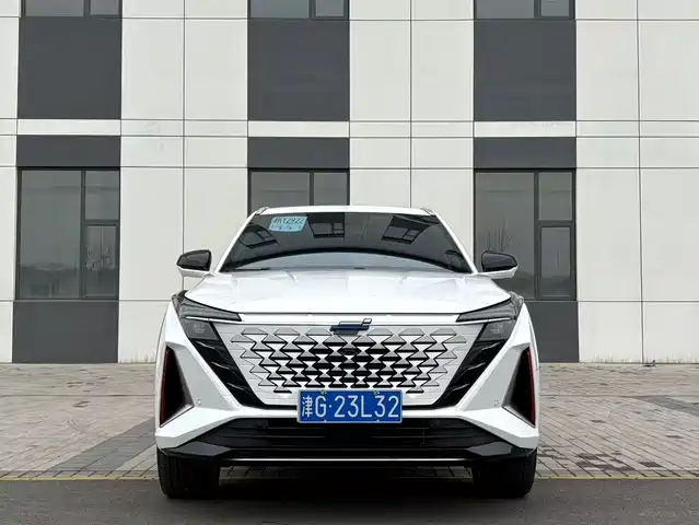 CHANGAN CHANGAN AUCHAN Z6