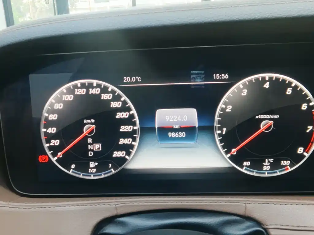 Mercedes-Benz S-Class — миниатюра 17