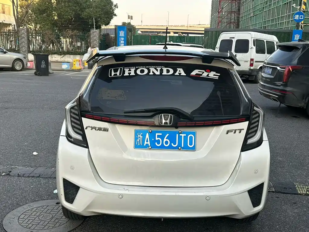 HONDA FIT