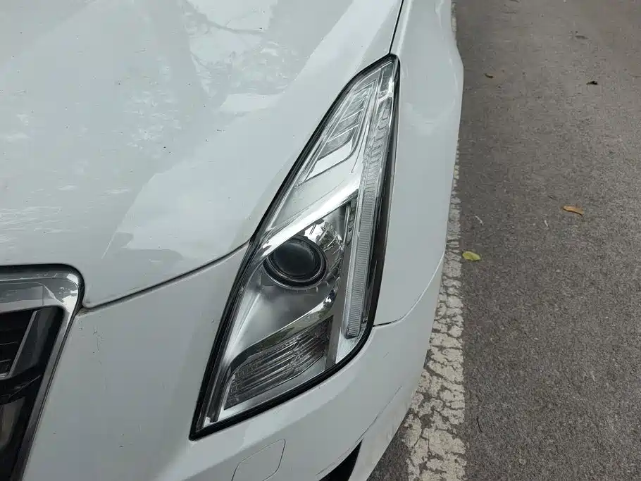 Cadillac XTS — миниатюра 5