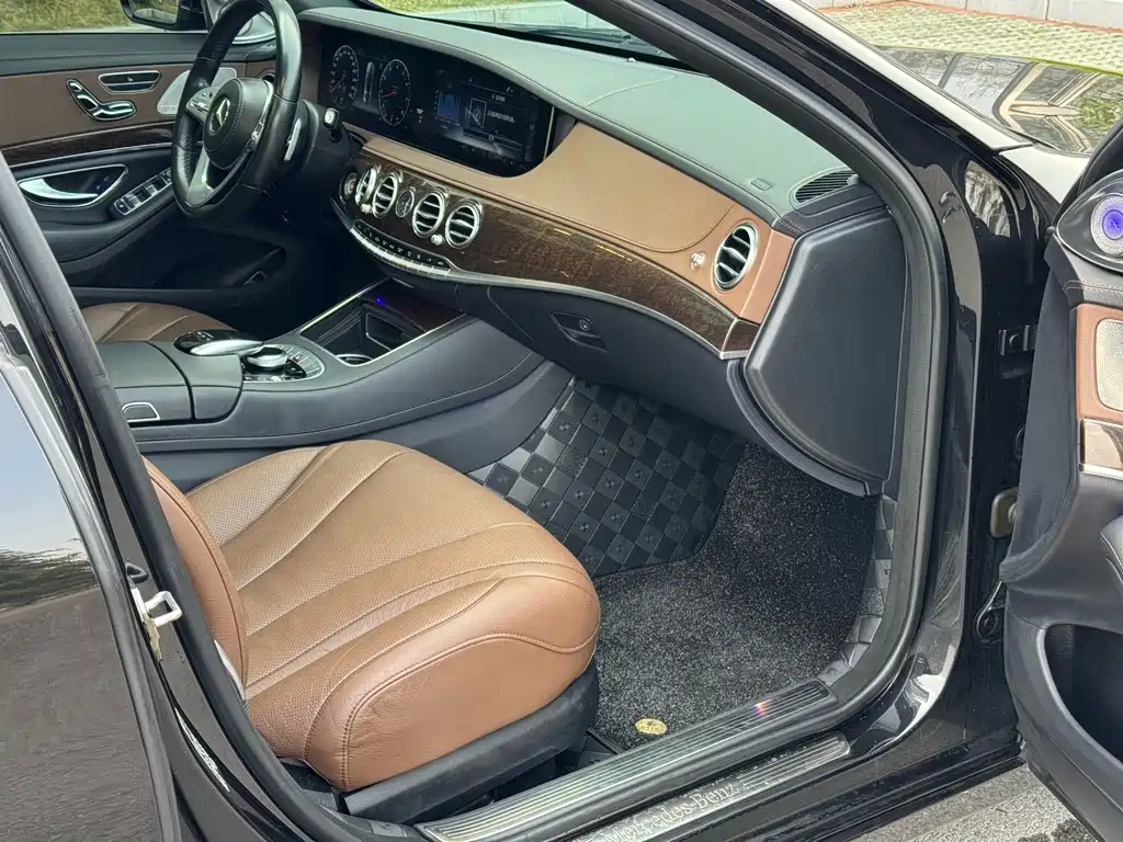Mercedes-Benz S-Class — миниатюра 23