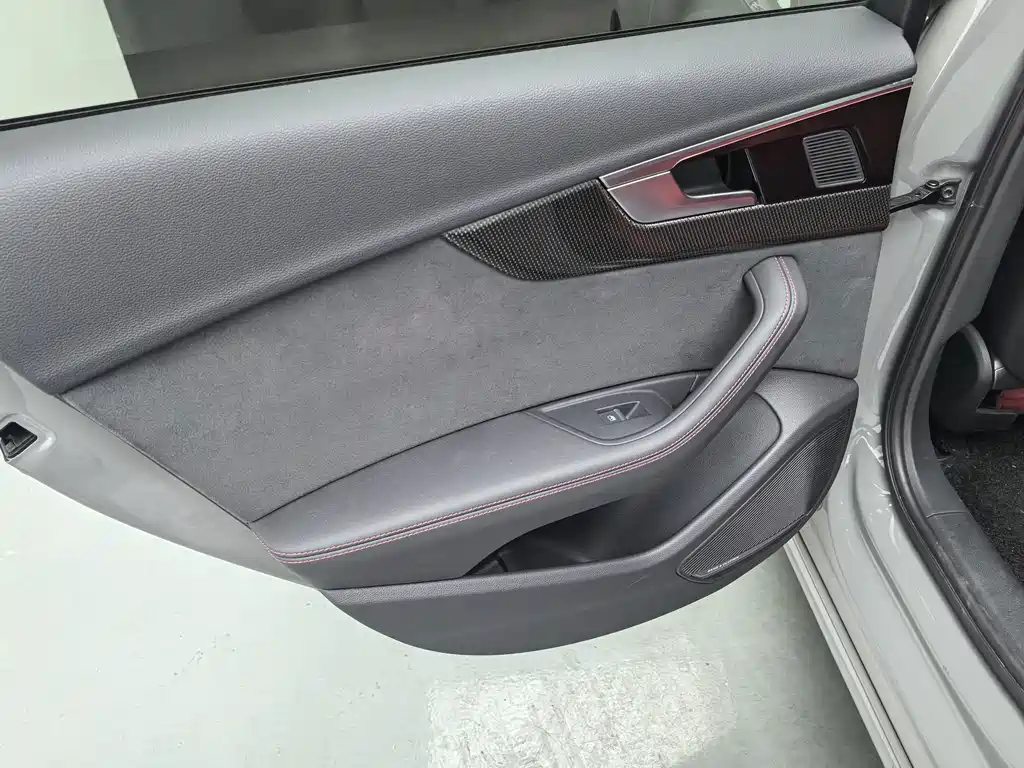 Audi S4 — миниатюра 14