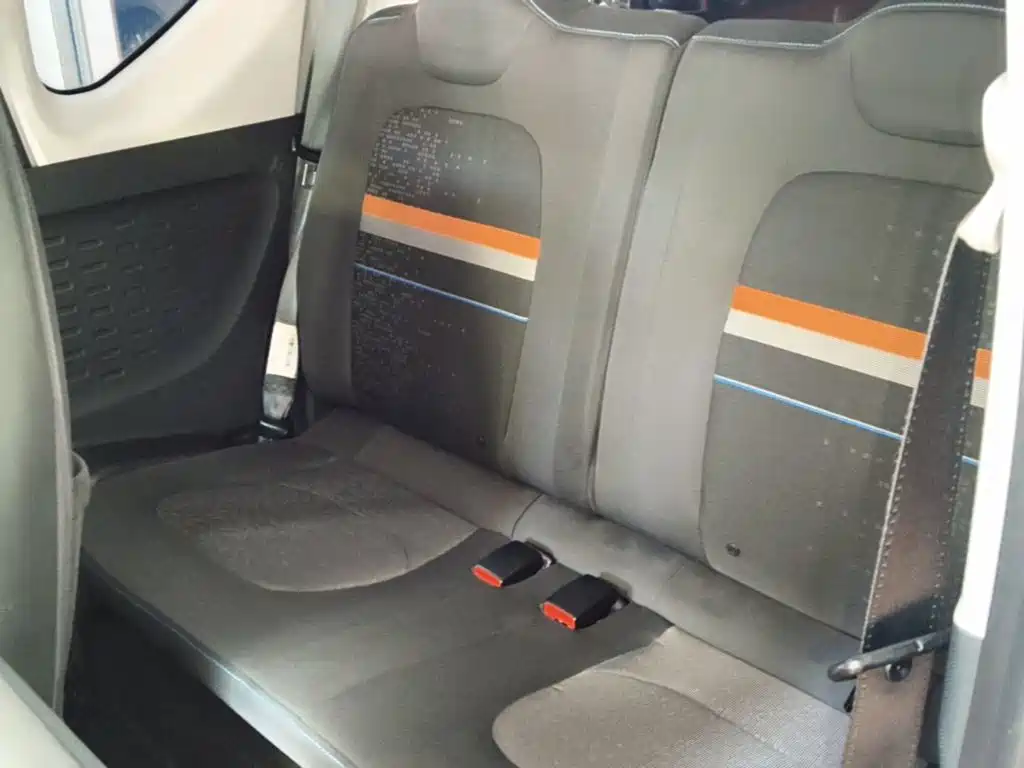 Wuling MINIEV — миниатюра 17