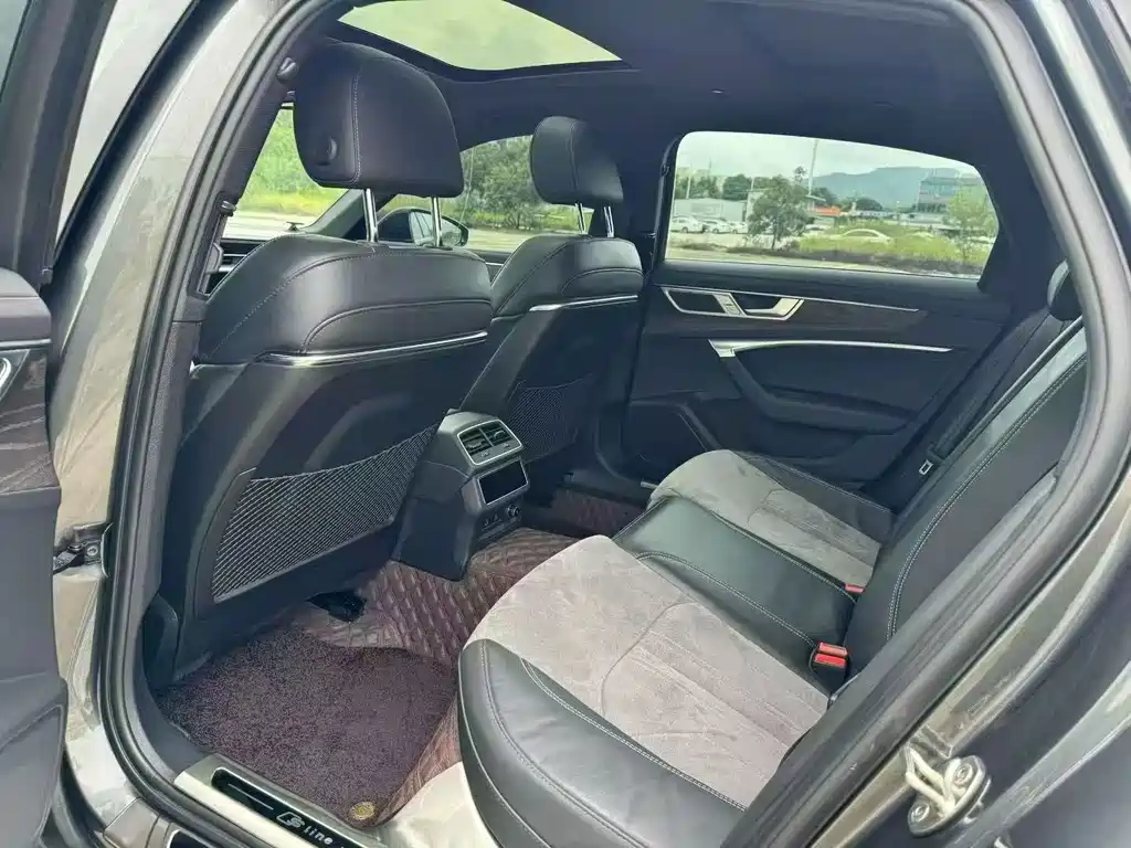 Audi A6L — миниатюра 6