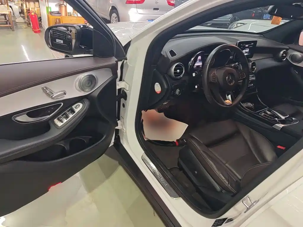 Mercedes-Benz GLC — миниатюра 16