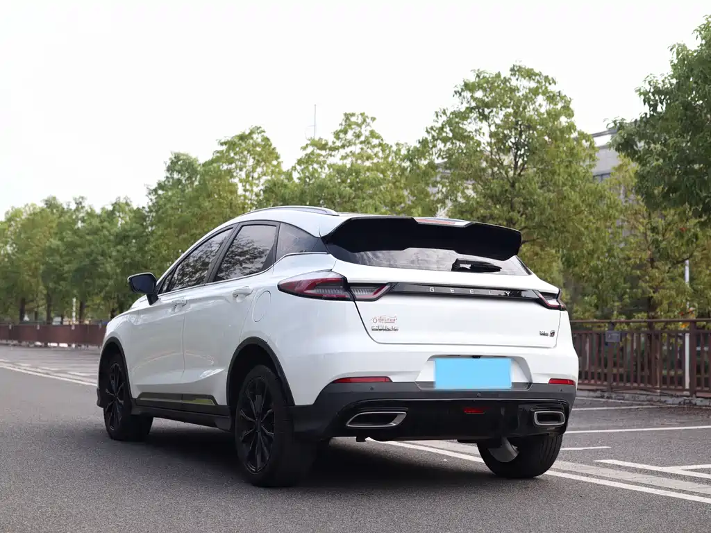Geely Emgrand S — миниатюра 5