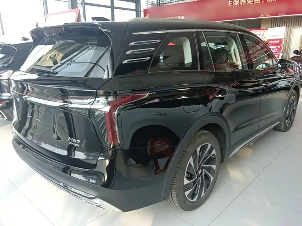 Hongqi HS7 PHEV 2024 2.0T PHEV 7 мест
