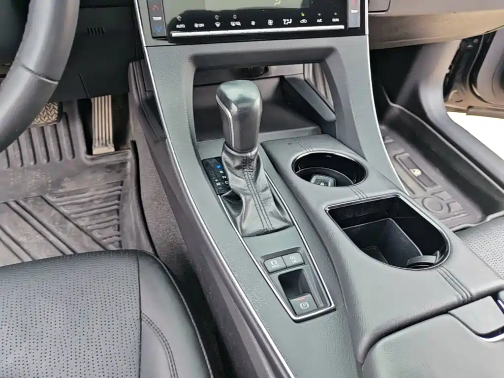 Toyota Avalon — миниатюра 14