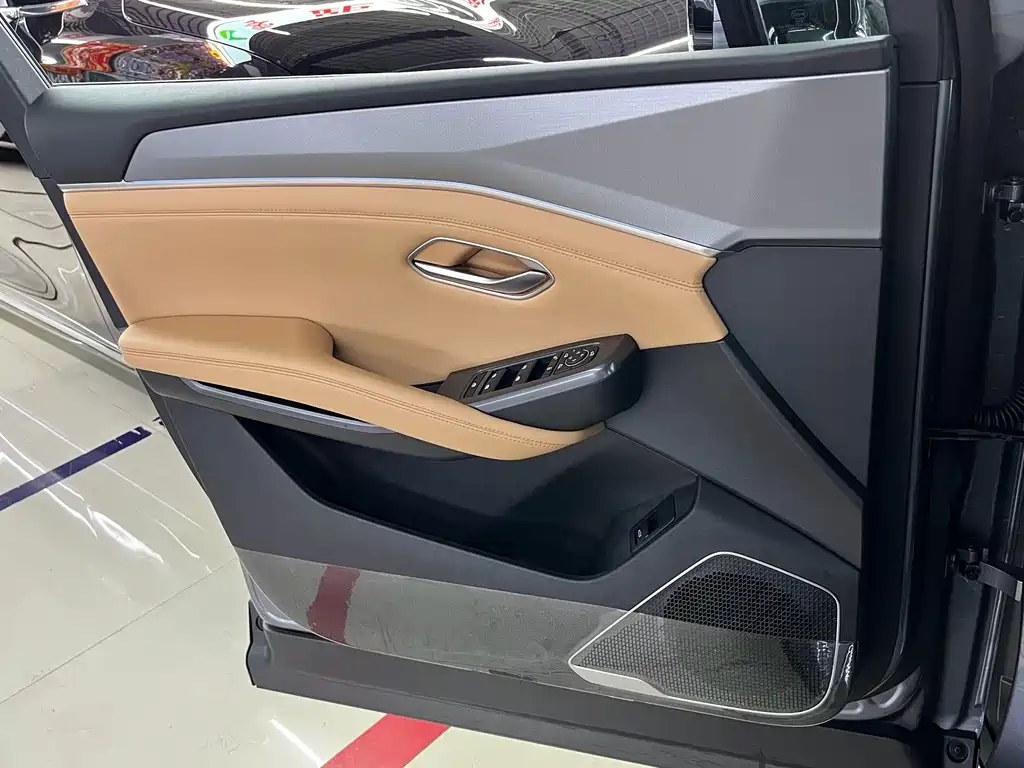BYD L DM-i — миниатюра 14