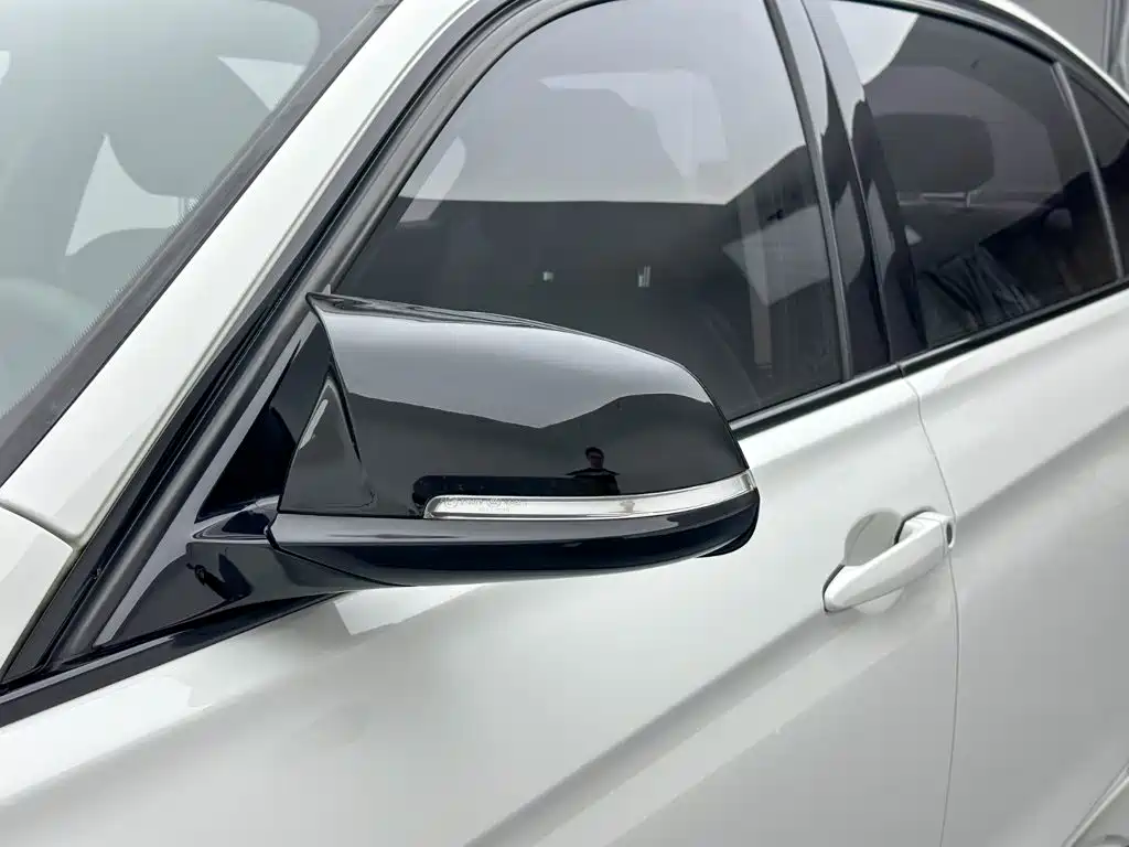 BMW 3 Series — миниатюра 10