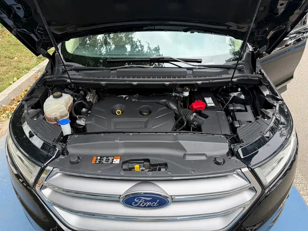 Ford Edge — миниатюра 17