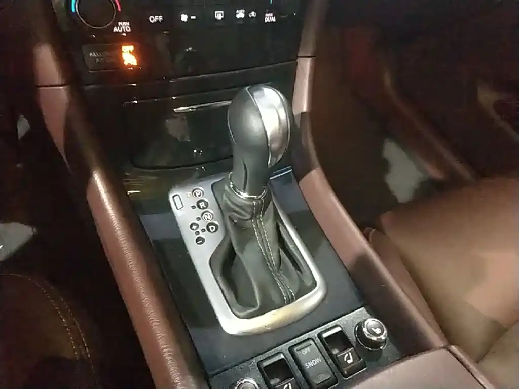 Infiniti QX50 — миниатюра 14