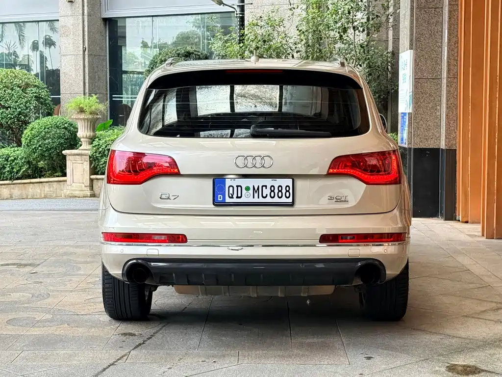 Audi Q7 — миниатюра 8