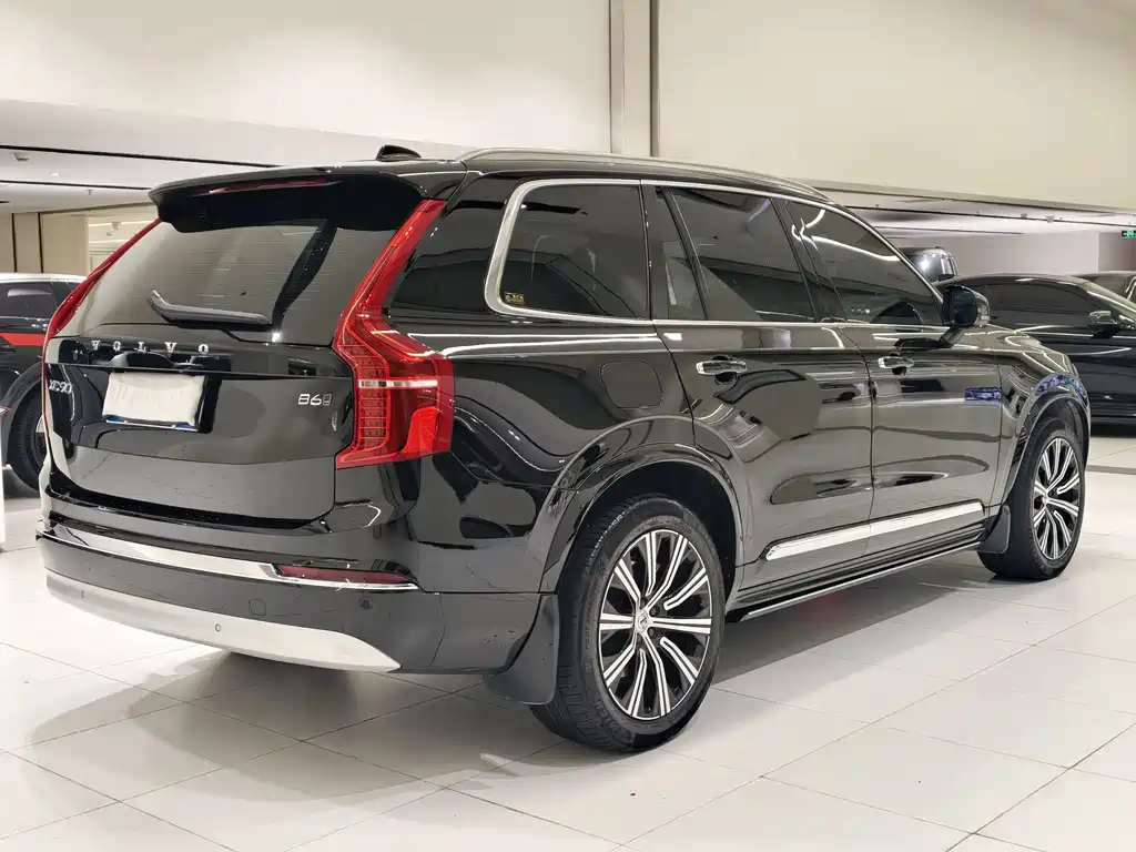 Volvo XC90 — миниатюра 12