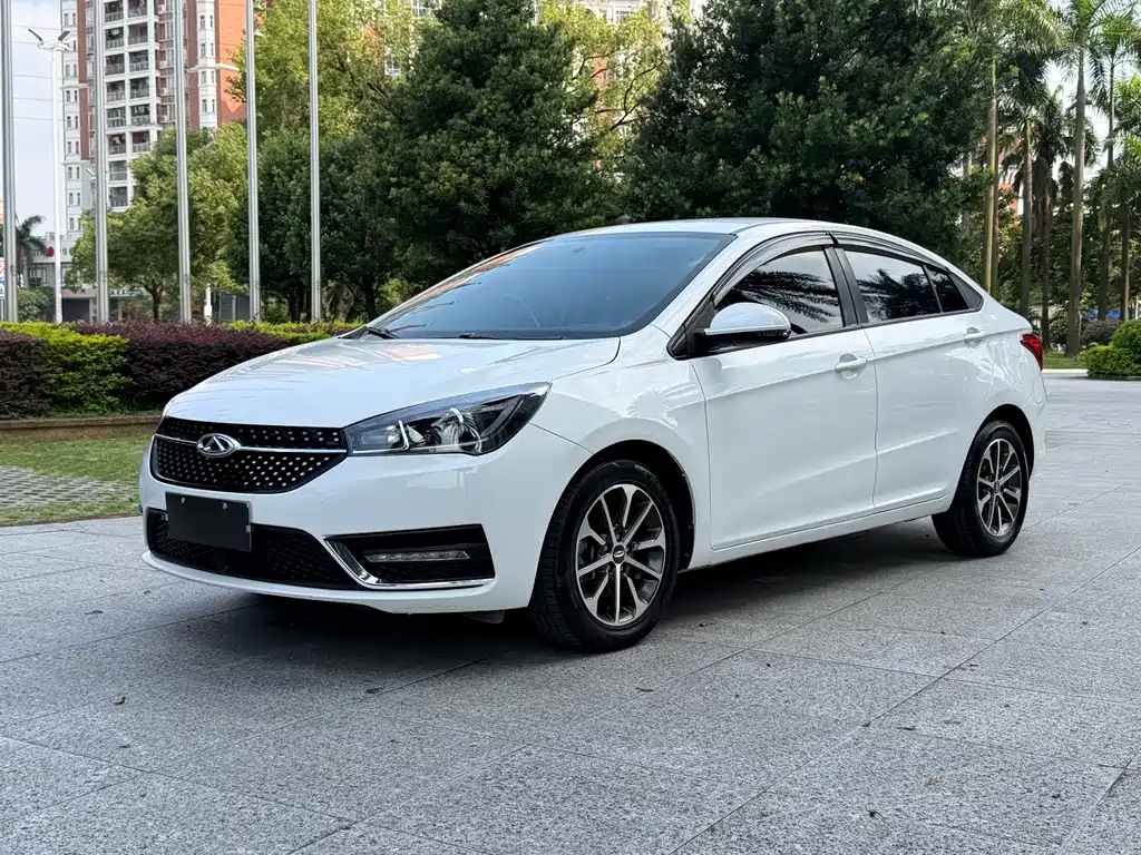 Chery Arrizo 5